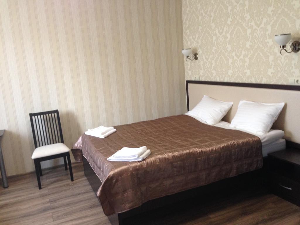 Royal Hotel Kharkiv Extérieur photo